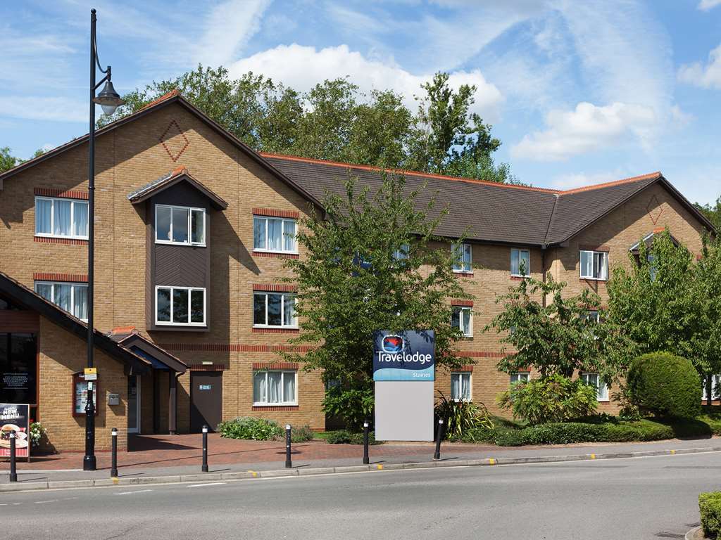 Travelodge Staines Eksteriør billede