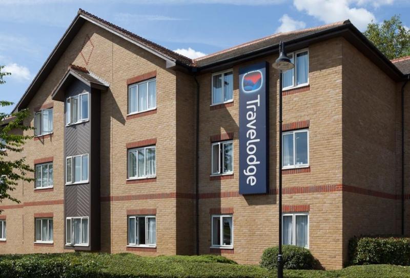 Travelodge Staines Eksteriør billede