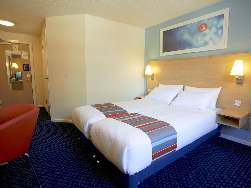 Travelodge Staines Eksteriør billede