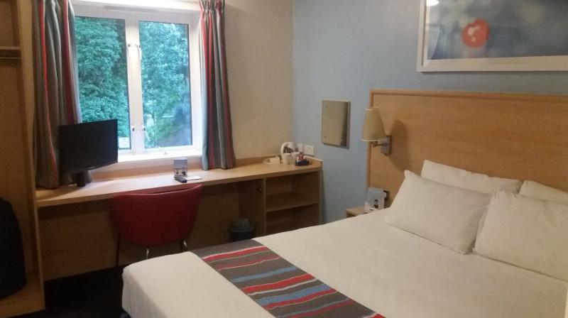 Travelodge Staines Eksteriør billede