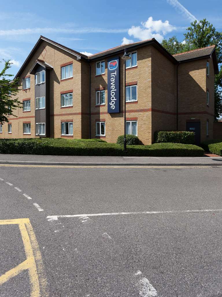 Travelodge Staines Eksteriør billede